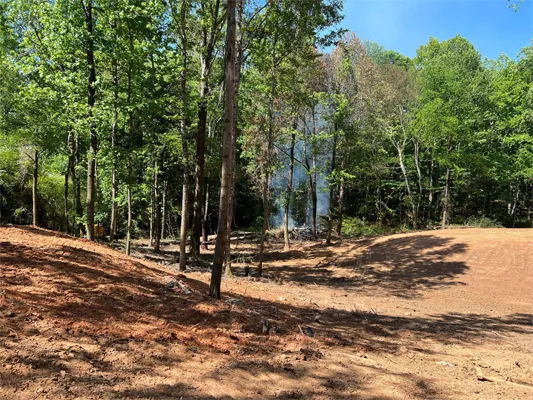 1.58 acres cerca de la universidad
