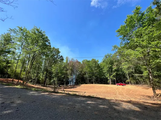 1.58 acres near the university — Photo 4