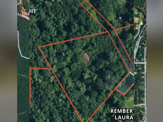 1½ acres with water, power and septic — Photo 4