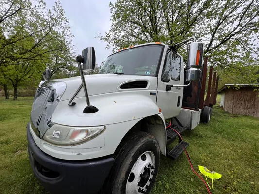 2005 International log truck — Foto 3