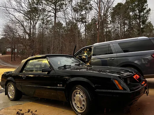 1986 Ford Mustang — Photo 3