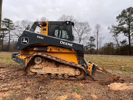 John Deere 333G