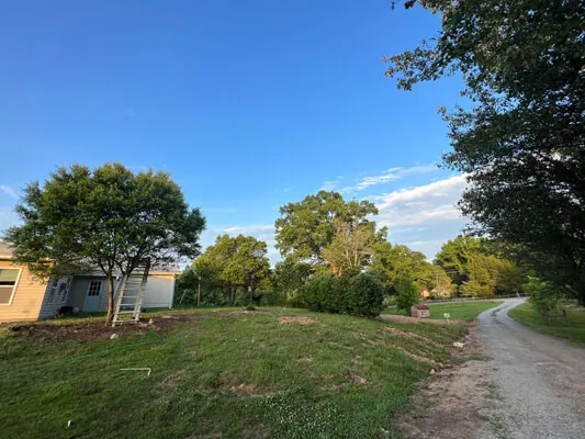 4-bed home on 2 acres — Photo 2