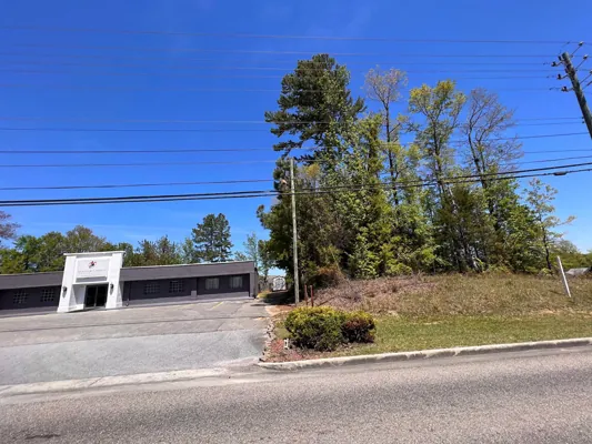Small lot near the school — Photo 2
