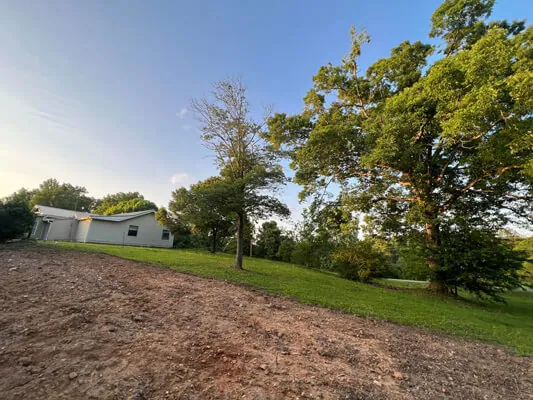 4-bed home on 2 acres — Photo 4