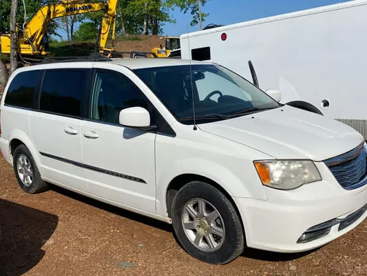 2016 Chrysler van — Photo 2